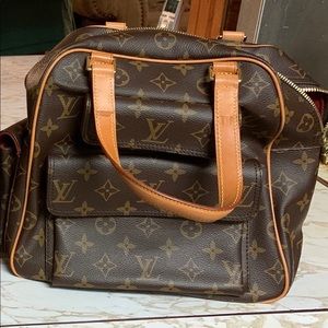 Meet your Posher, Toni